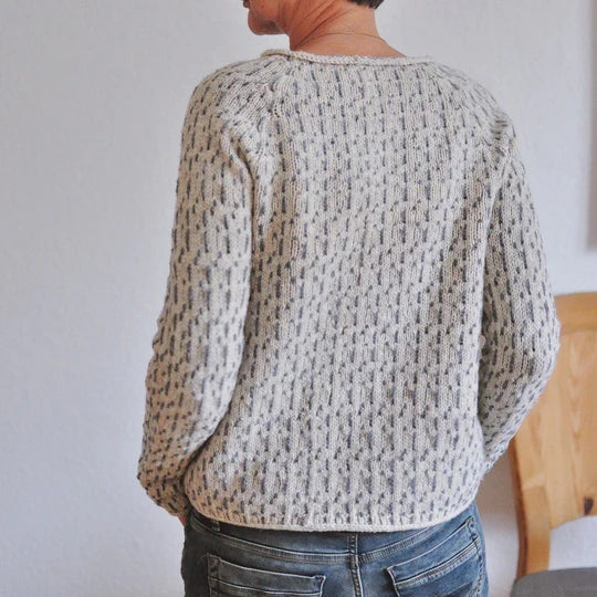 Louisa - Schicker grauer Pullover mit Rundhalsausschnitt